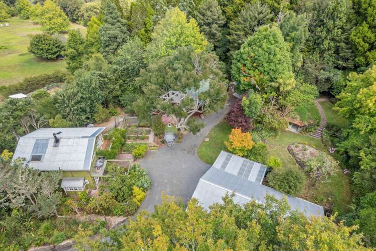 1157 Old North Road Helensville_11