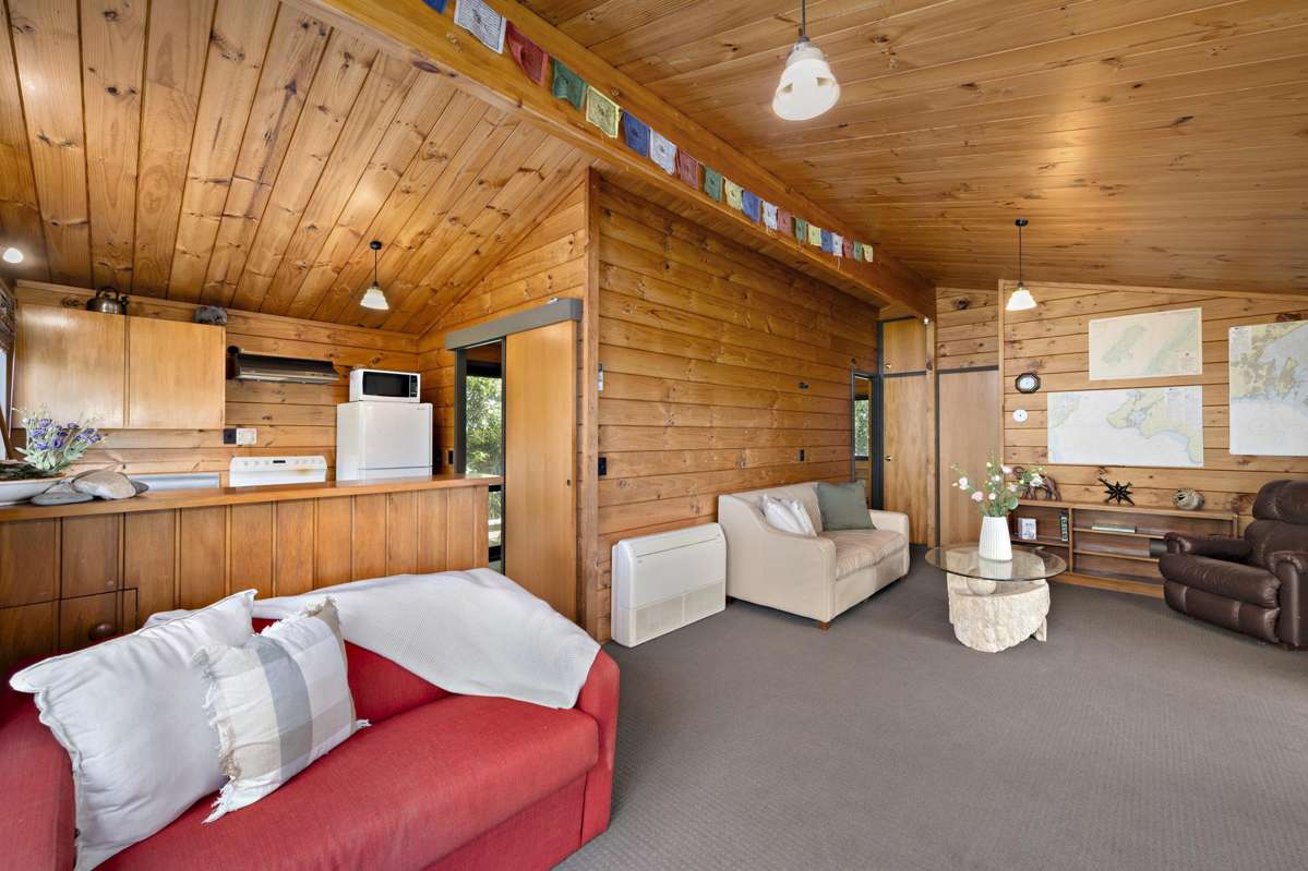 6A Jacaranda Grove_2