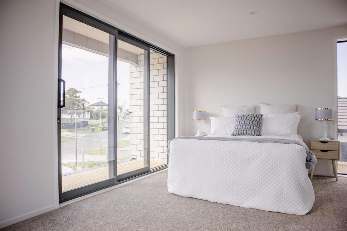 2/30 Tawa Crescent_1