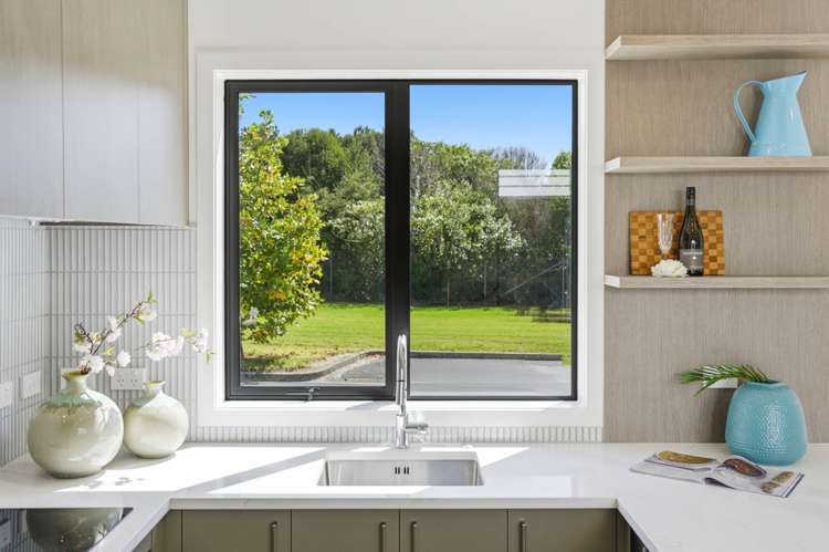 48 Lockheed Street_5