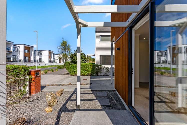210 Clark Road Hobsonville_24