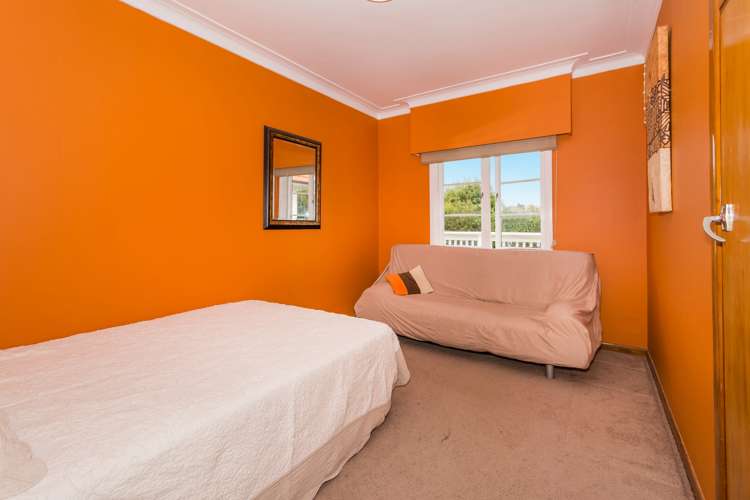 34 Eversleigh Road Belmont_14