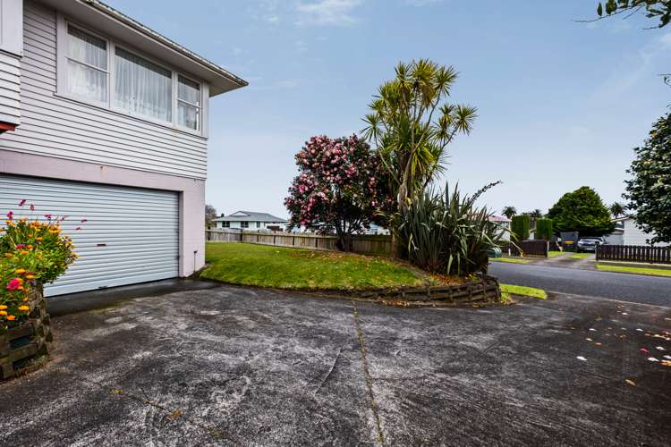18 Leon Place Waitara_23