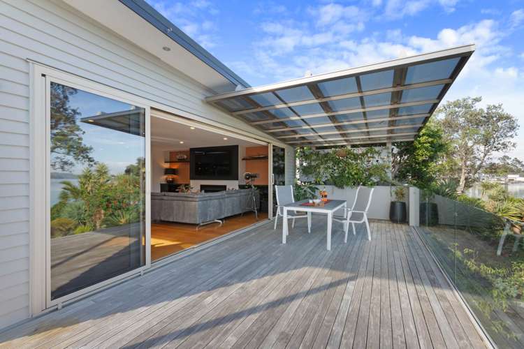 90 The Terrace Herald Island_20