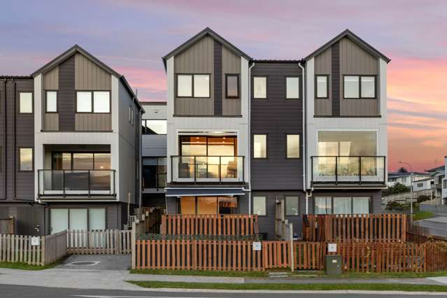 Easy Living  Views, Comfort & Style