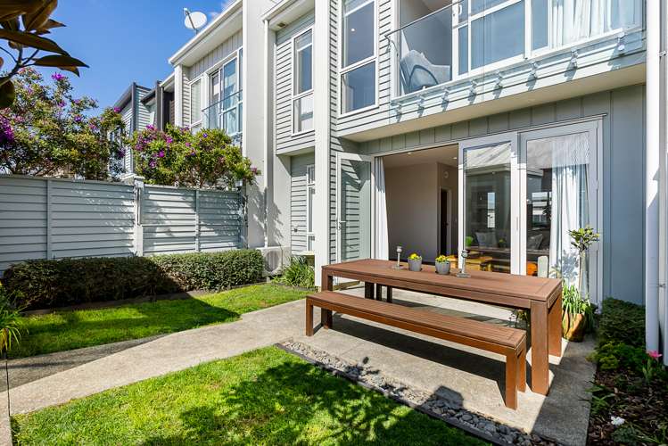 142 Seventh View Avenue Beachlands_29