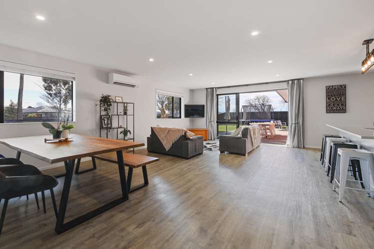 22 Minerva Crescent Woodend_3