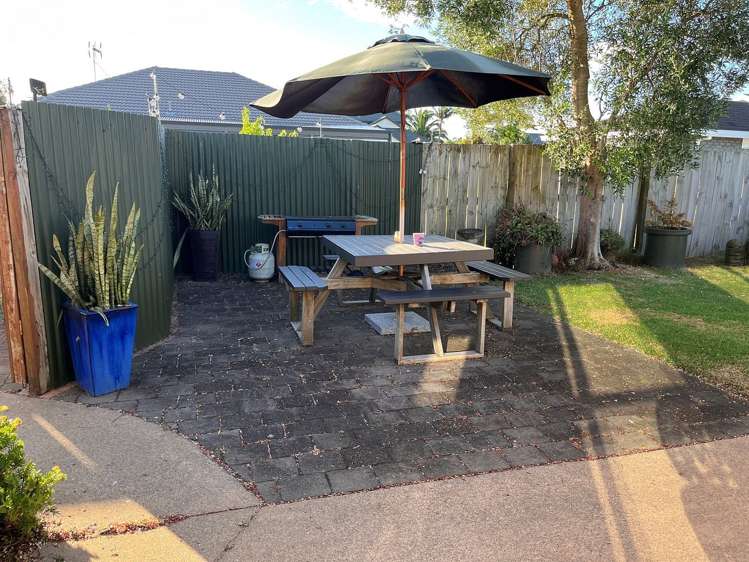 77 Pacific View Road Papamoa Beach_0