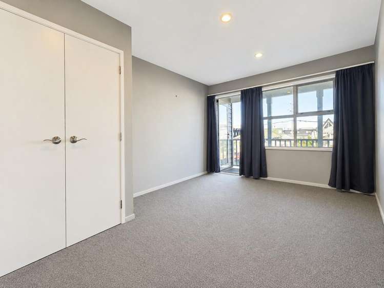  A/5 Adelaide Street Petone_15
