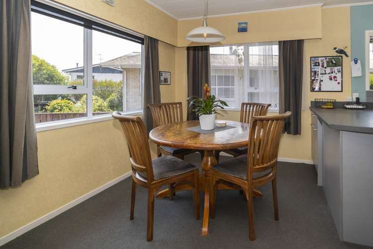 7 Cornwall Place Stoke_15