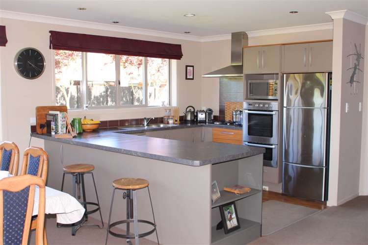 11a Christy Brown Place Leamington_1