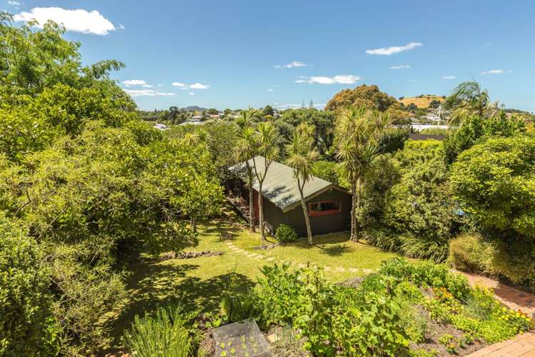 6 Waterview Road Stanley Point_39