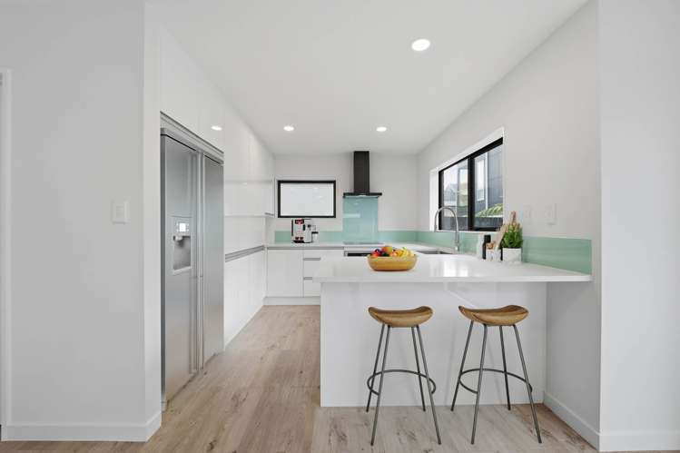 7 Holland Avenue_5
