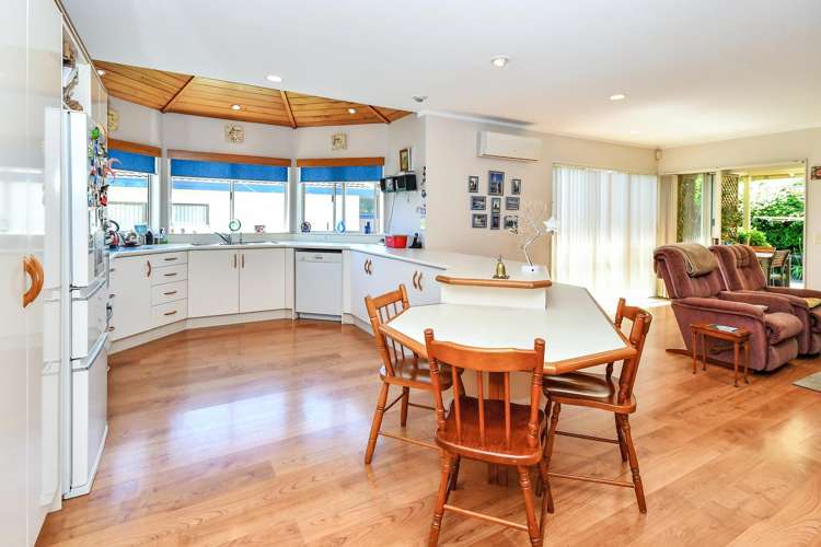 5 Paulownia Place Totara Heights_10