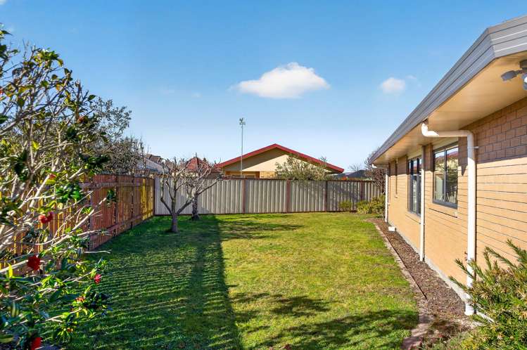 8 Rosewood Grove Masterton_19