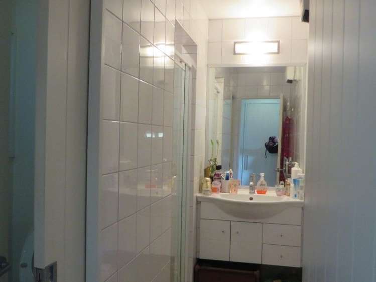 11/8 Mckerrow Place Fernhill/Sunshine Bay_3