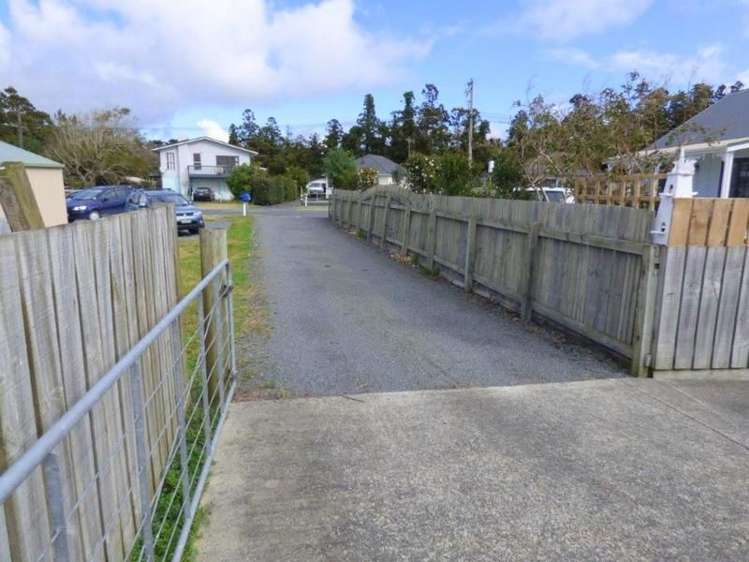 31 Shoemaker Road Waipu_12