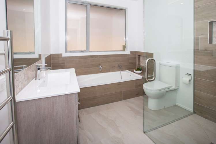 5 Margaret Shields Avenue Aotea_21