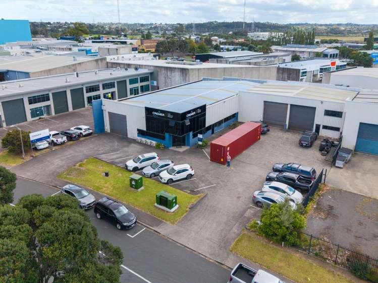 9-11 Paramount Drive Henderson_1