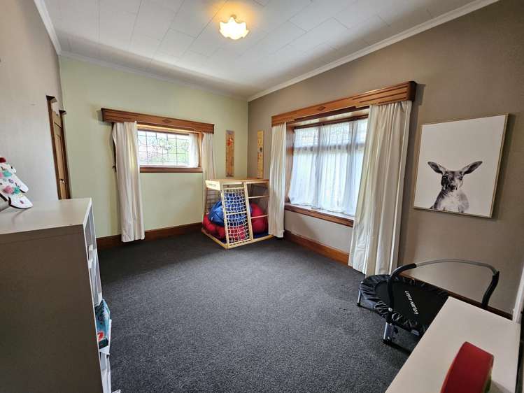 40 Palmerston Street Greymouth_9