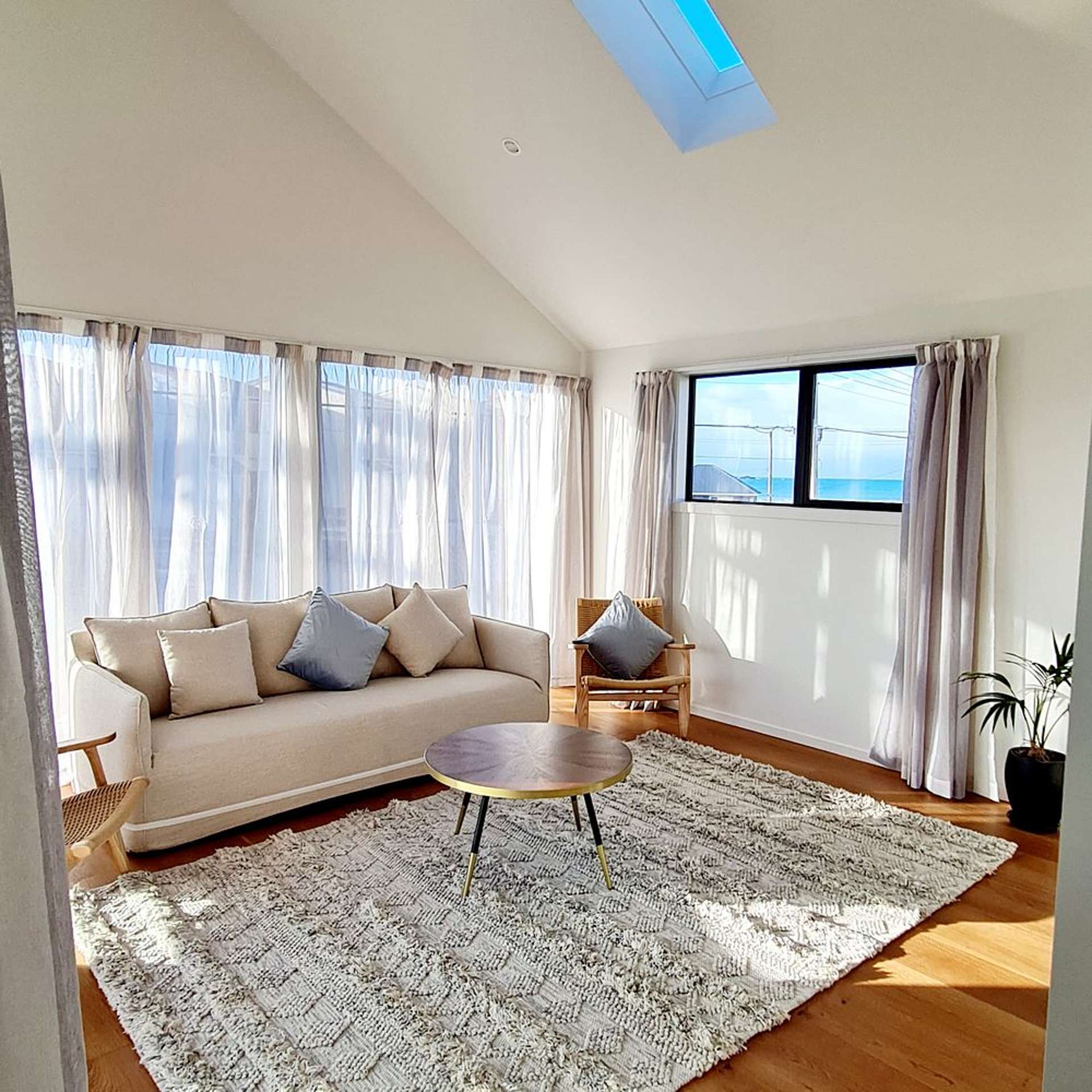 112 Freyberg Street Lyall Bay Wellington City Houses for Rent