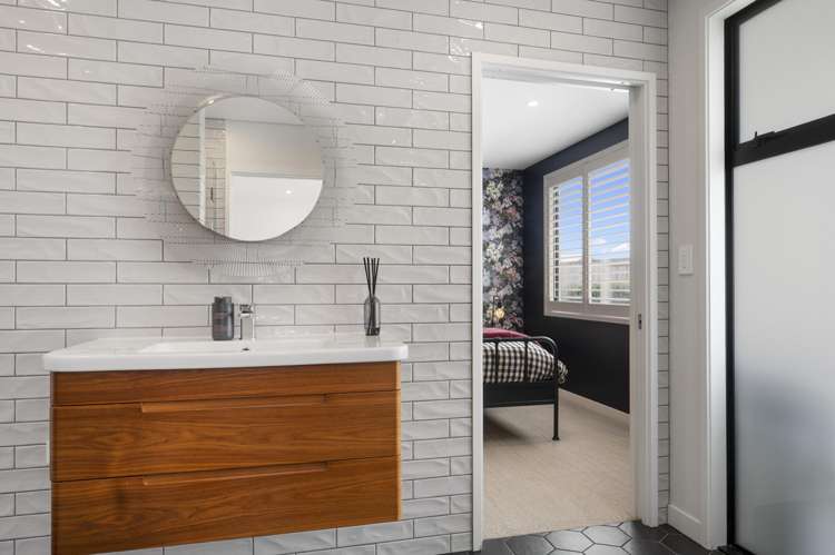 16 St Thomas Avenue Pyes Pa_18