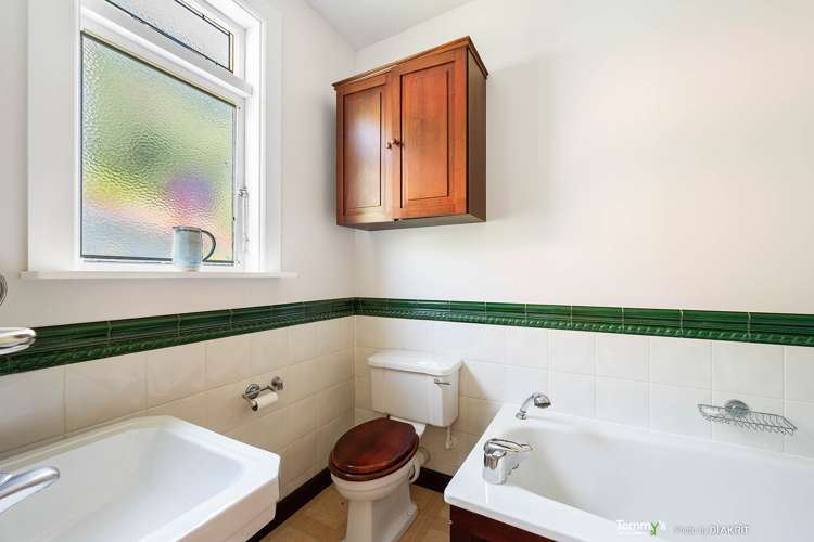 12 Poplar Grove Thorndon_13