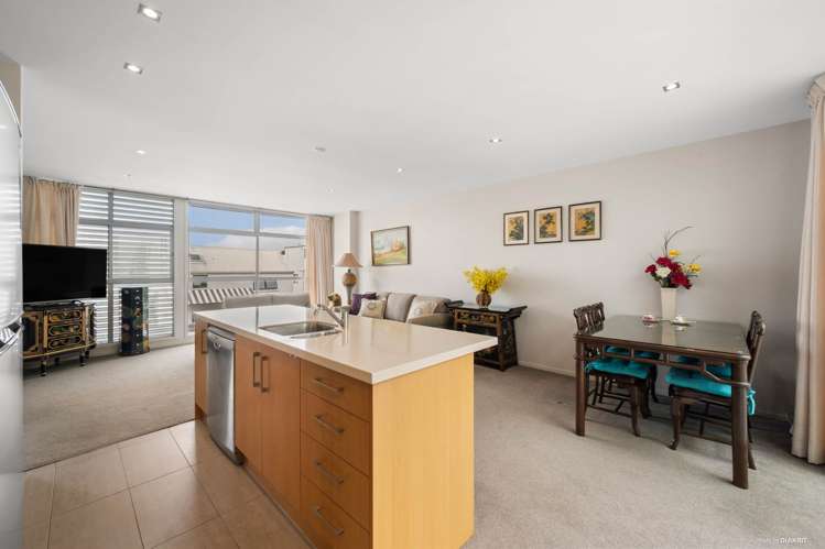 1G/1C Queen Mary Avenue Epsom_8
