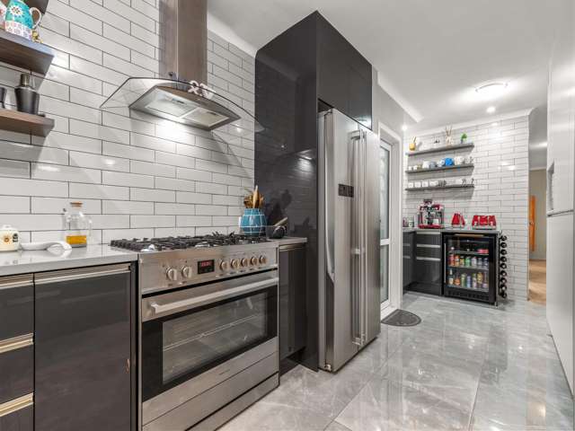 216 Welcome Bay Road Welcome Bay_4