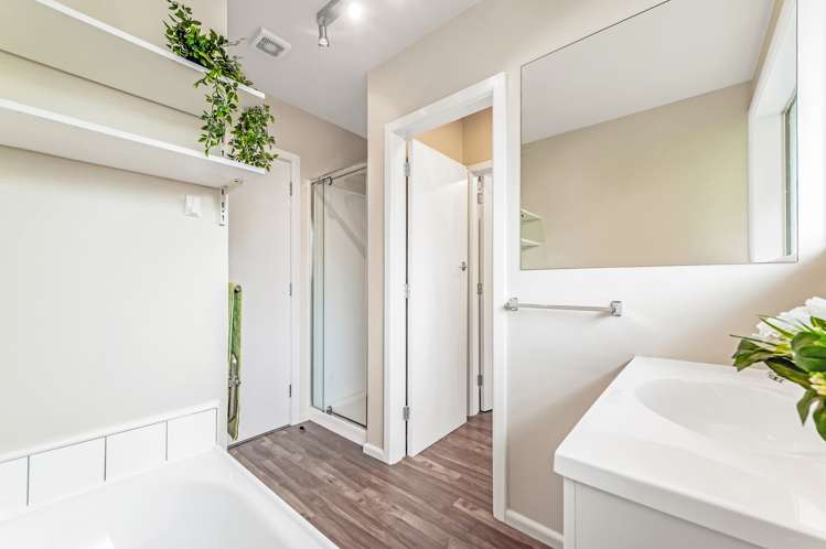 27 Skerten Avenue Hornby_16