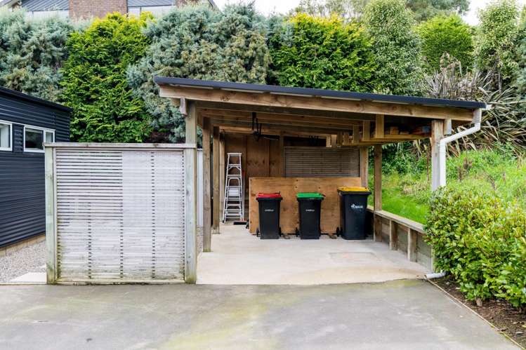 35 Waikana Street Broad Bay_33