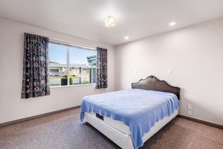 1 Karina Crescent Redwoodtown_15