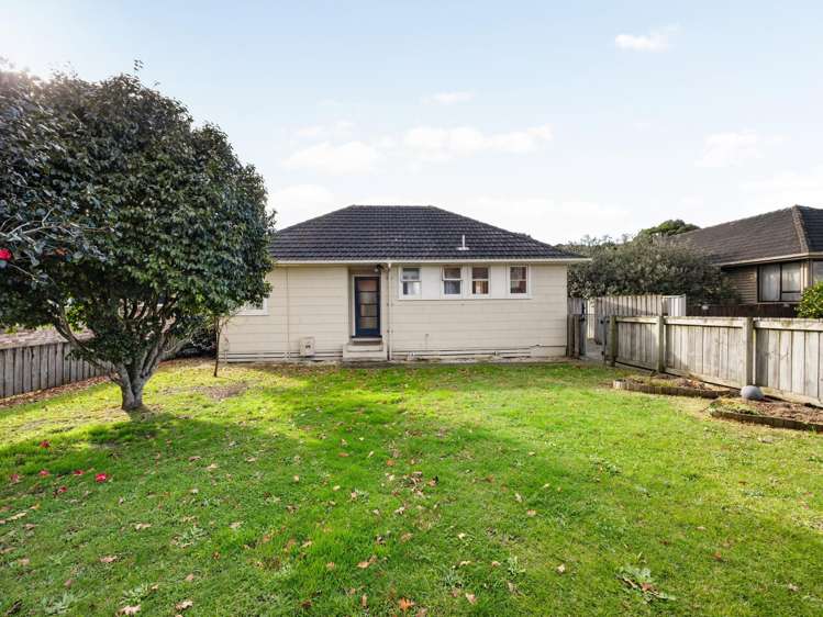 37 Montgomery Crescent Bader_1