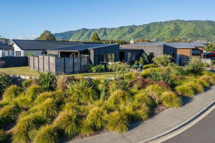 9 Kaiwaru Place Waikanae_32