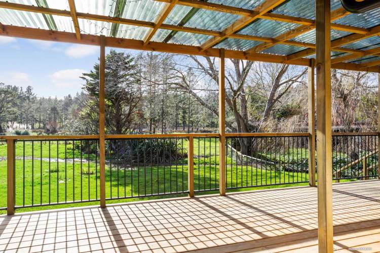 15 Riverboat Lane Helensville_17