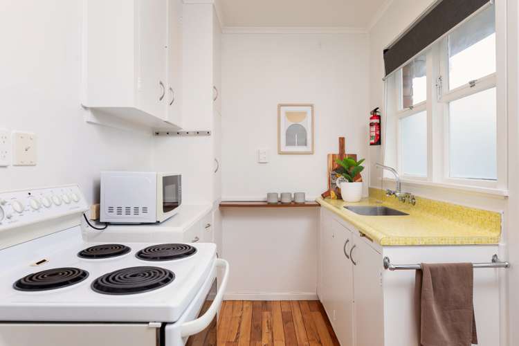 2/10 Walker Road Point Chevalier_8