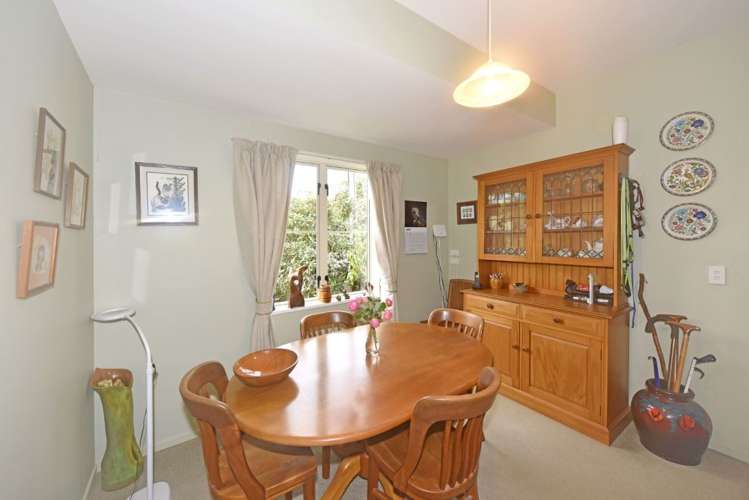 8 Kotlowski Road Takamatua_13