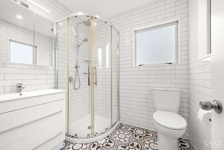 80 Redvers Drive Belmont_10