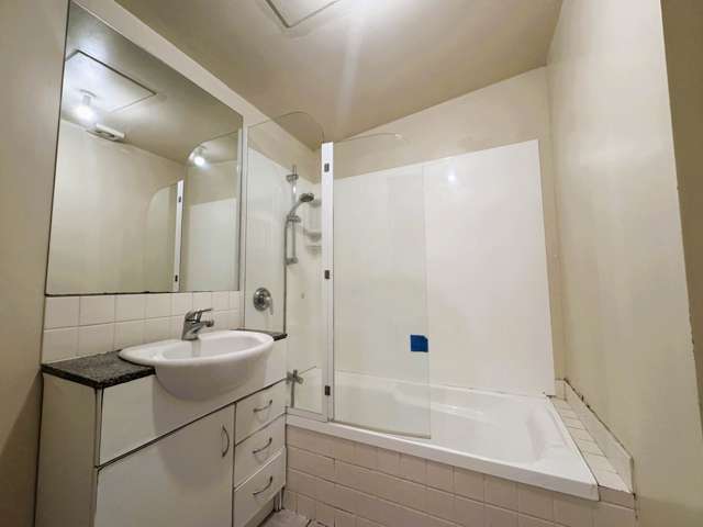 402/20 Upper Queen Street City Centre_4