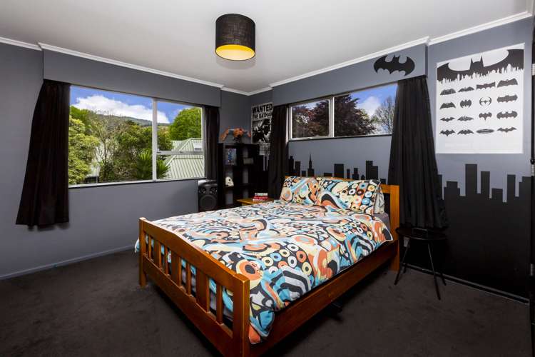 21 Barton Road Heretaunga_15