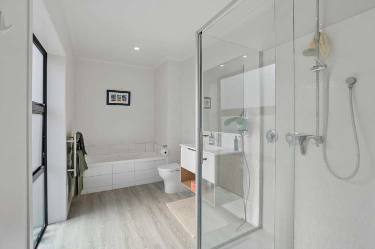 54 Stratford Drive Cromwell_17