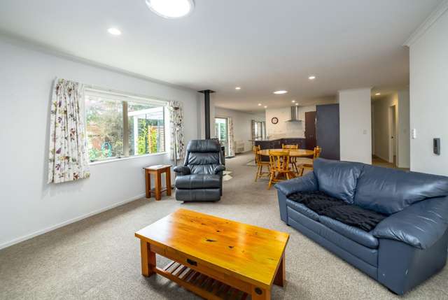 2 Joan Allen Lane Masterton_4