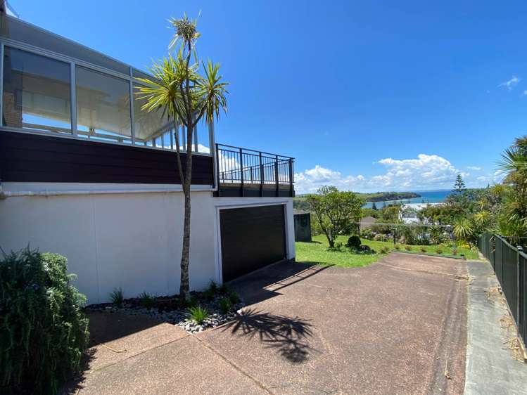 1433 Whangaparaoa Road Army Bay_17