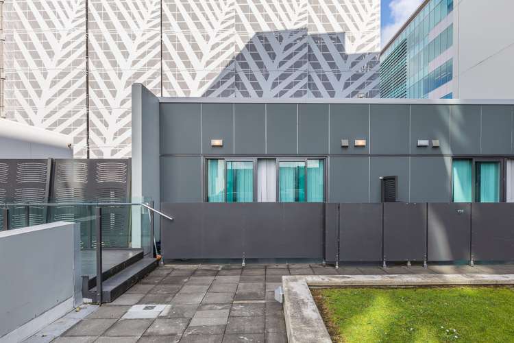 132/4 Dockside Lane Auckland Central_8