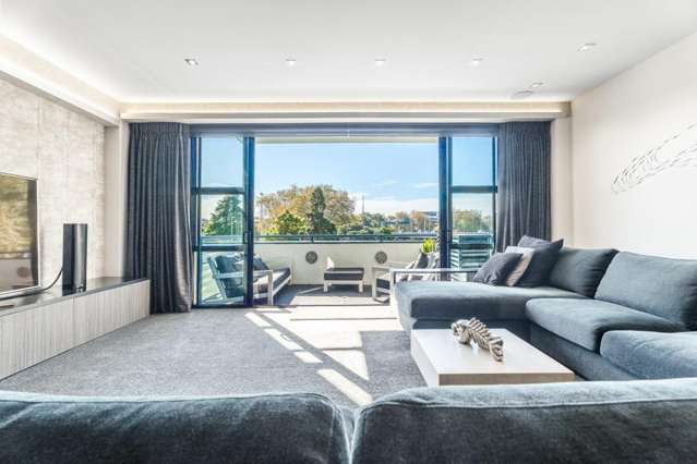 3E/220 Victoria Street West 10015_3