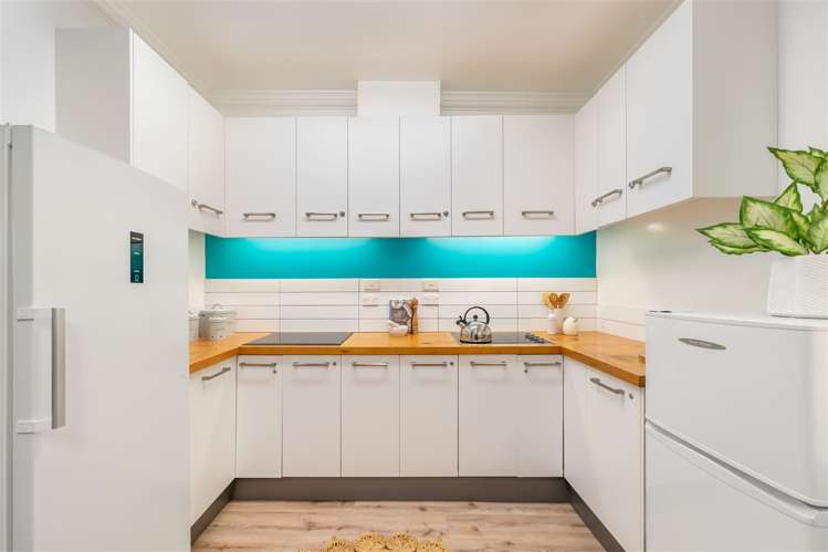 1185 Fergusson Drive Clouston Park_14