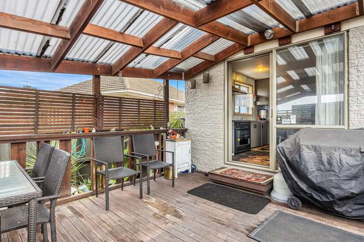 121 Cuthberts Road Aranui_11