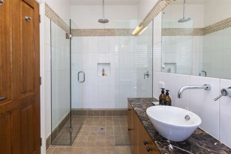 87 Merivale Lane Merivale_32