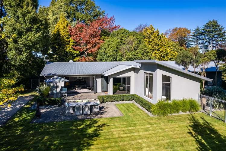 370 Sawyers Arms Road Harewood_0