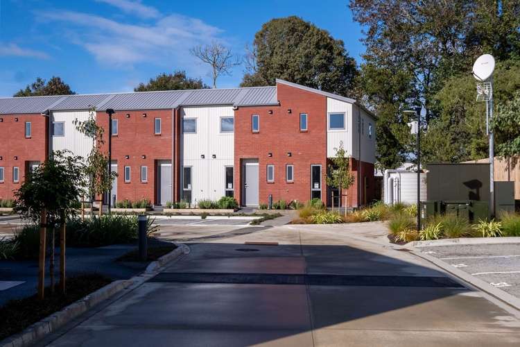 36 Te Ara Wai Mangere East_9